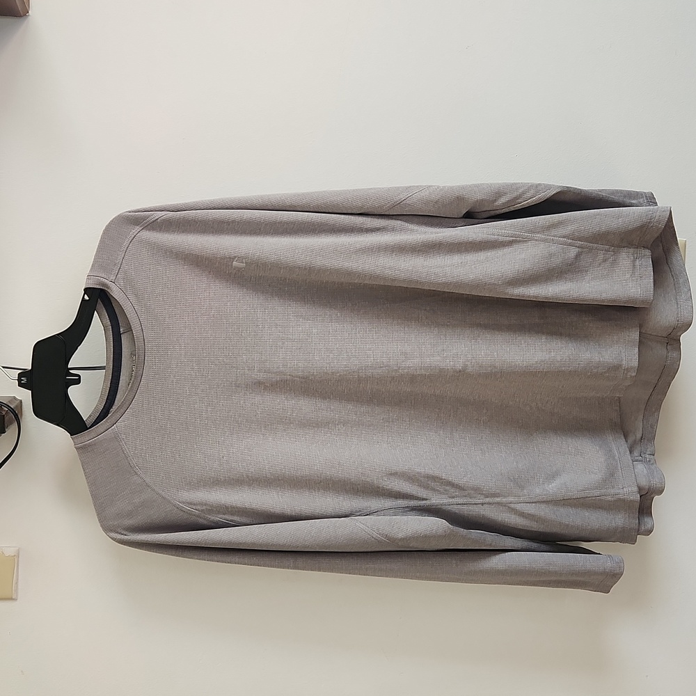 Men's long sleeve shirt.